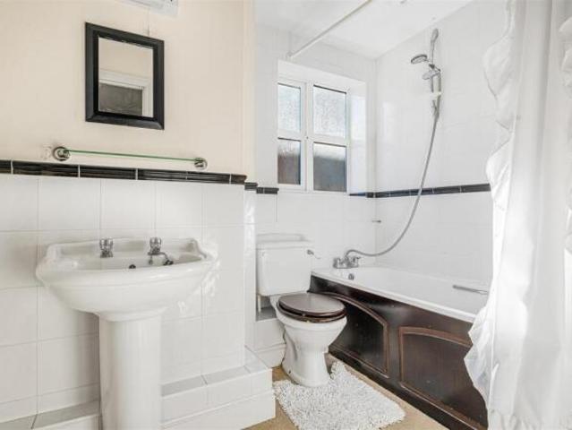 Apartment for sale in Reading