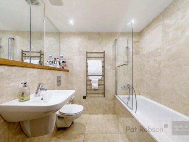 Apartment for sale in Newcastle Upon Tyne