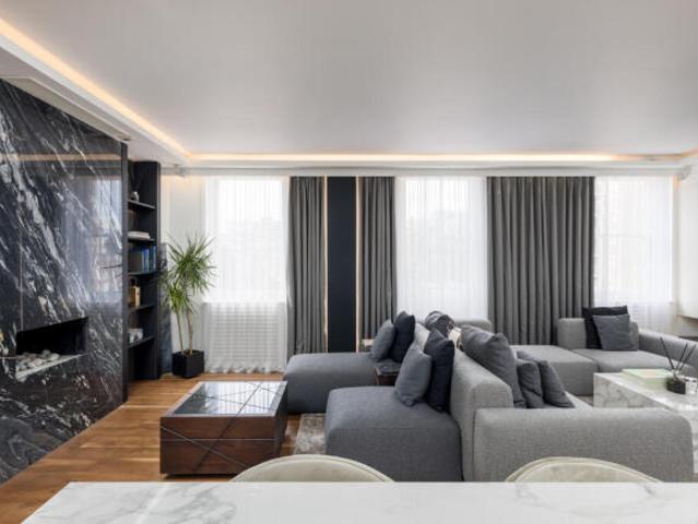 Property for sale in Cat Hill