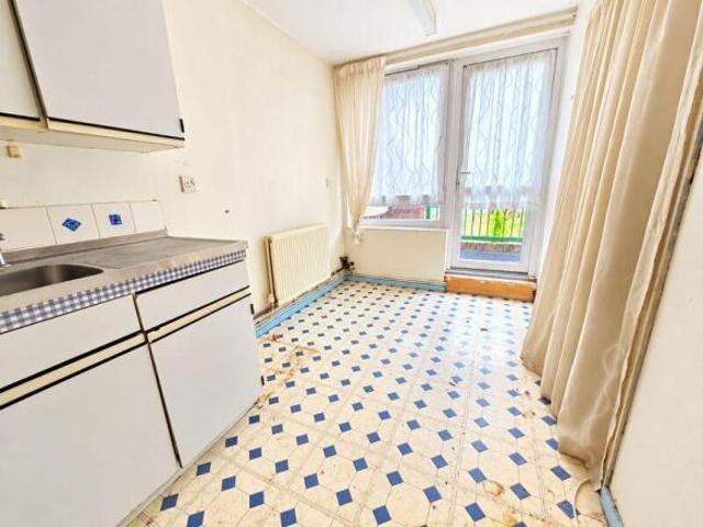 Apartment for sale in Tottenham Hale, Greater London