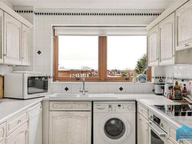 Apartment for sale in Cat Hill