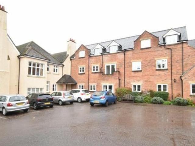 House for sale in Crookhill, Worcestershire