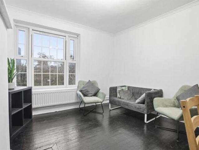 Apartment for sale in The Borough, Greater London