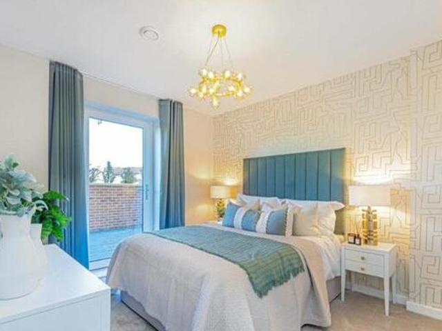 House for sale in Fole, Surrey