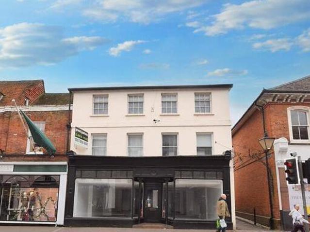House for sale in Fole, Surrey
