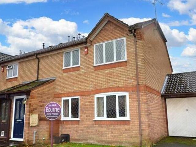 House for sale in Fole, Surrey