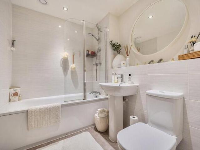 Apartment for sale in Winchester, Hampshire