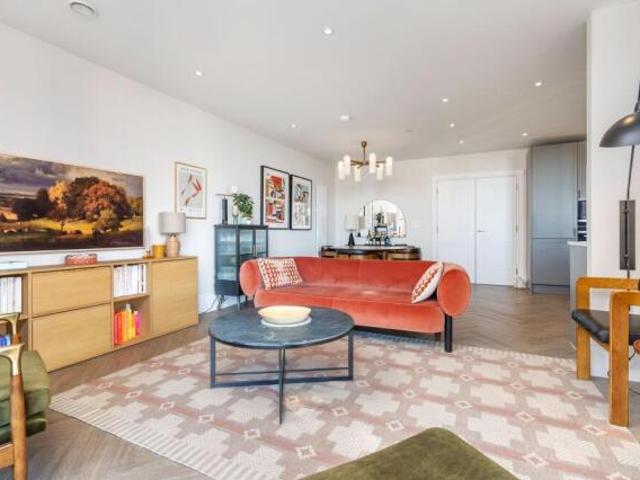 Apartment for sale in Hampshire