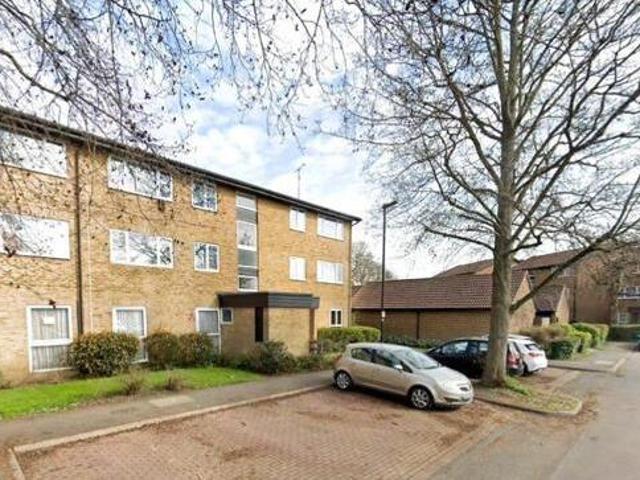 House for sale in London Borough of Hounslow, Feltham