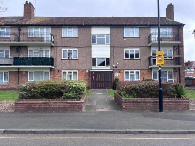 Apartment for sale in London Borough of Hounslow, Feltham