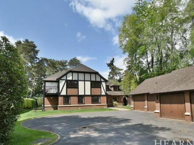 House for sale in Ferndown Town, Ferndown