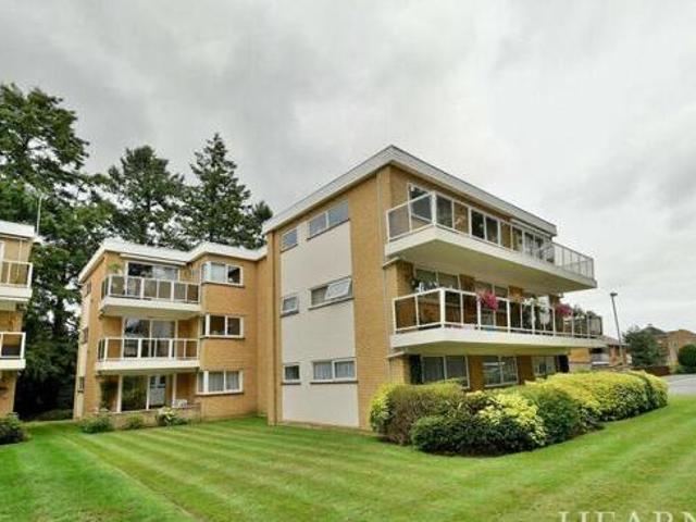 House for sale in Tricketts Cross, Ferndown