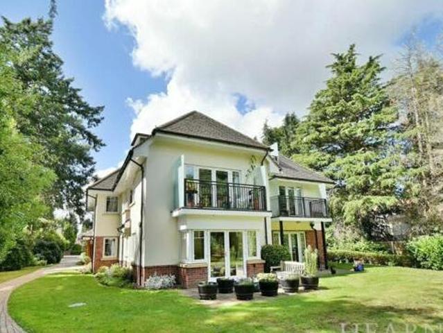House for sale in Tricketts Cross, Ferndown