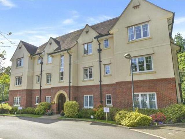 House for sale in Tricketts Cross, Ferndown