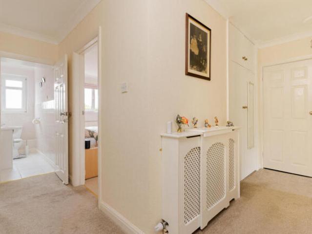 Apartment for sale in Llandyrnog, Wales