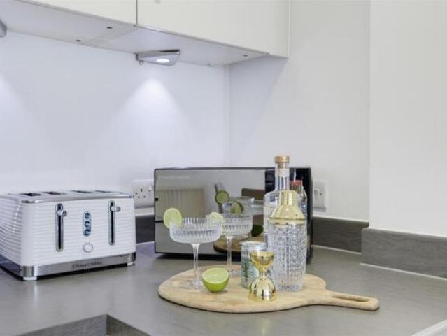 Apartment for sale in Millbay, Mount Wise
