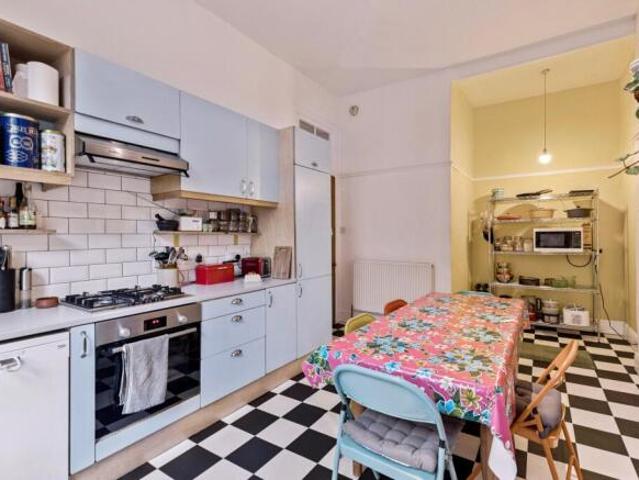 Apartment for sale in Dennistoun, Scotland