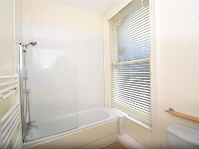 Apartment for sale in Huddersfield, Kirklees