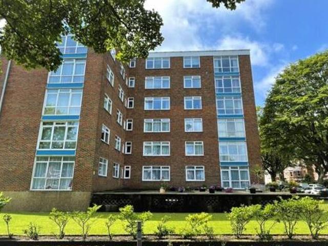 House for sale in Lynwood, Folkestone and Hythe