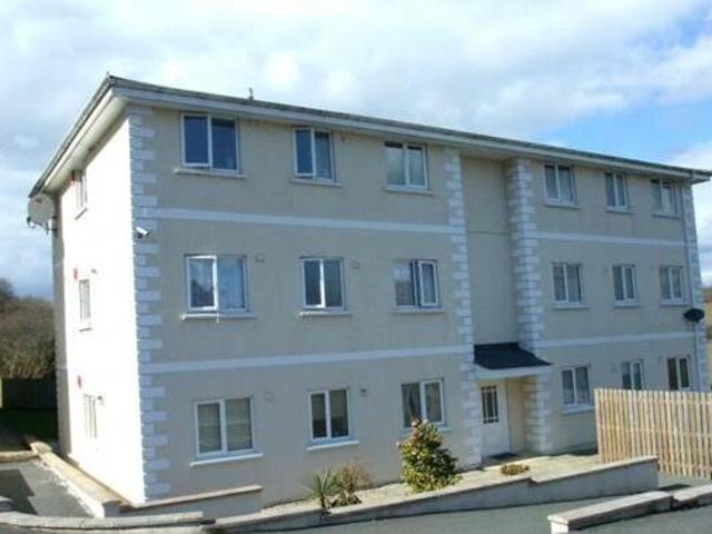 House for sale in Follaton, Strode