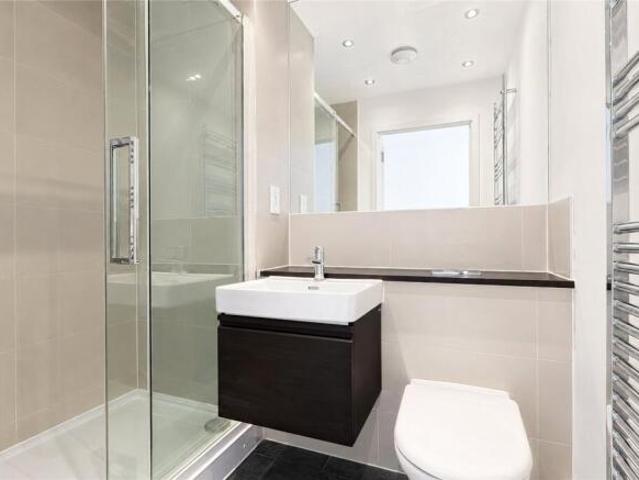 Apartment for sale in Arbury, Cambridgeshire