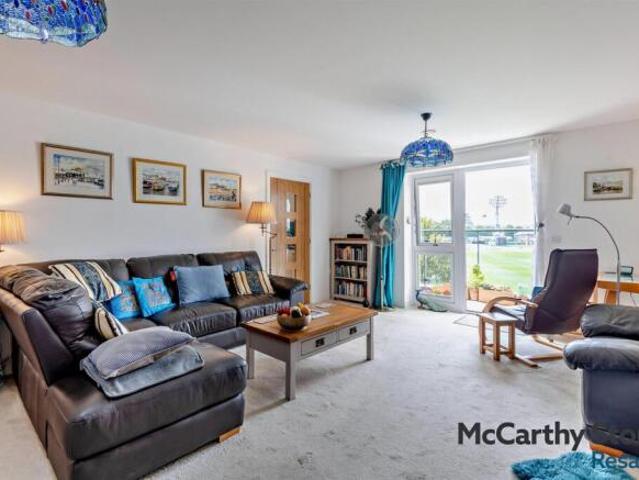 Apartment for sale in The Bridge, Kent