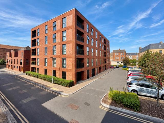 Apartment for sale in Kings Barton, Gloucester