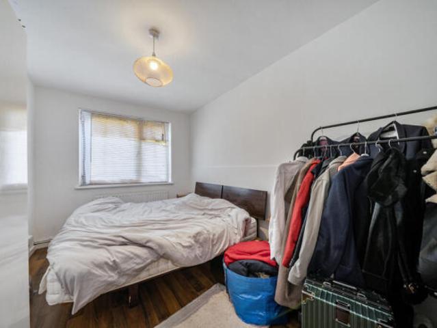 Apartment for sale in East Dulwich, Greater London