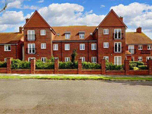 House for sale in Dale Hill, Essex