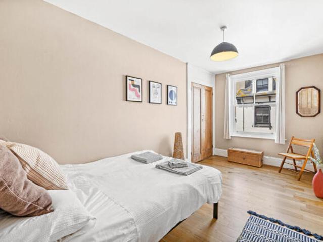 Apartment for sale in Brighton, Brighton and Hove