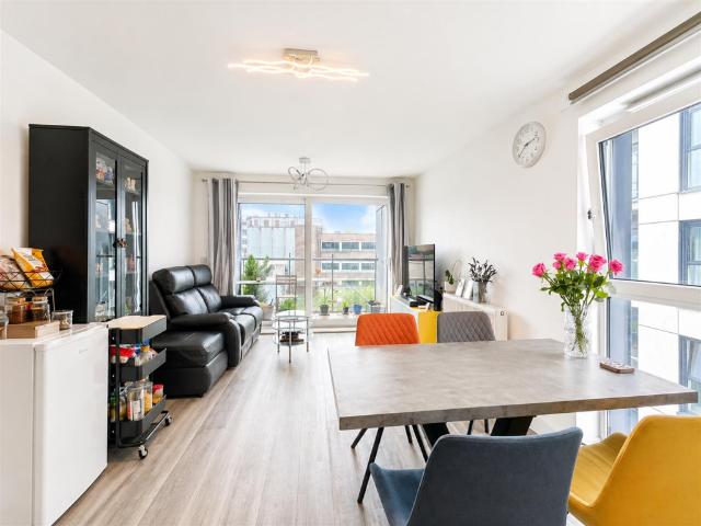 Apartment for sale in East Bank, Norfolk