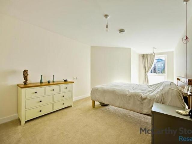 Apartment for sale in Wiltshire