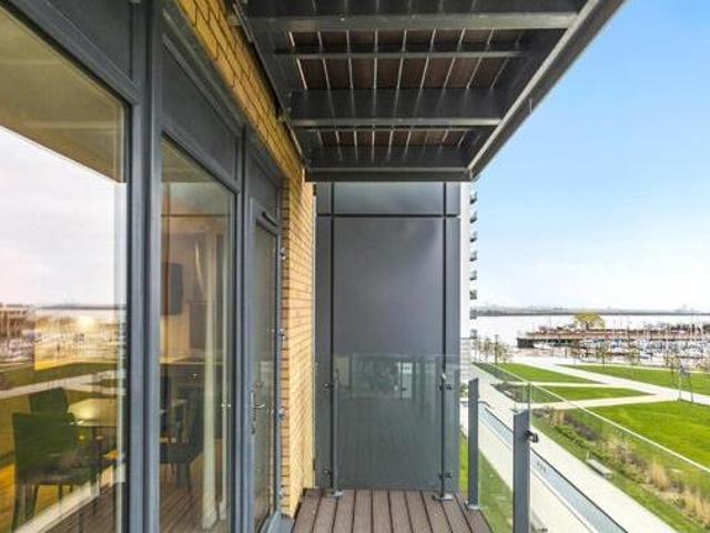 House for sale in Brompton, Gillingham
