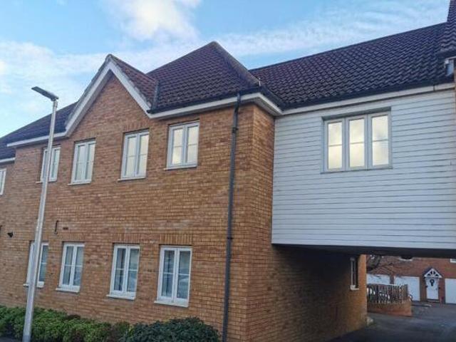 House for sale in Brompton, Gillingham