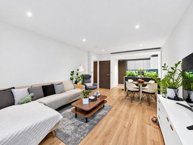 Apartment for sale in London Borough of Hammersmith and Fulham, Greater London