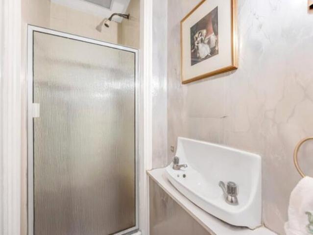 Apartment for sale in Gloucester, Gloucestershire