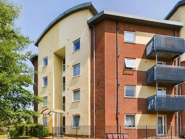 House for sale in Gloucester, Gloucestershire