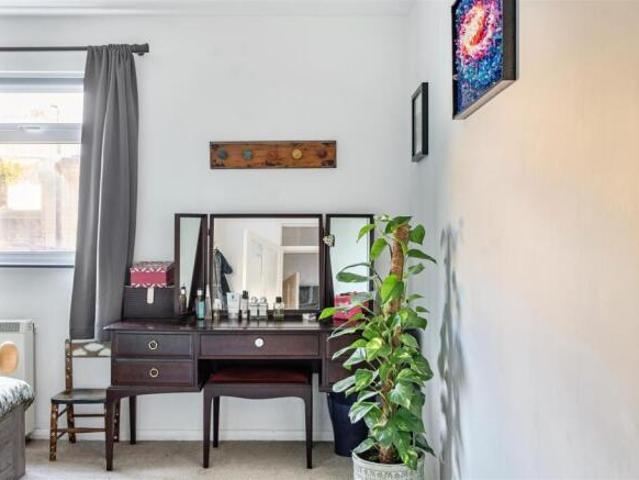 Apartment for sale in Bath, West of England