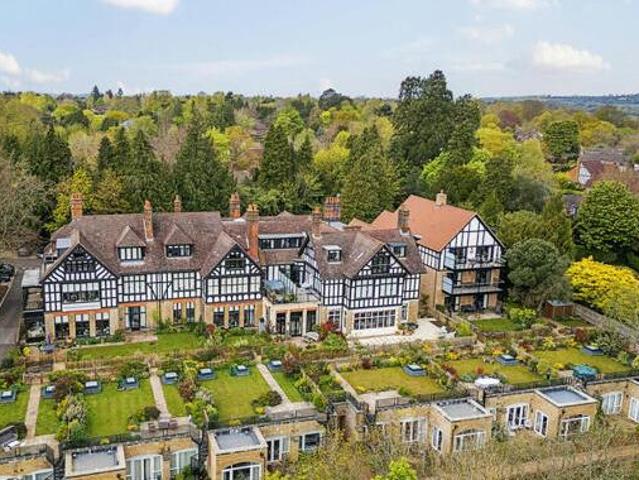 House for sale in Binscombe, Fole