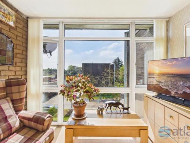 Apartment for sale in Stoneycroft, Calderstones