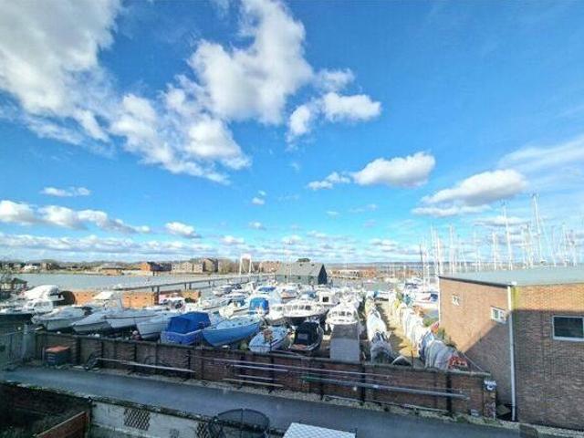House for sale in Priddy's Hard, Gosport