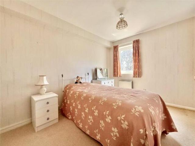 Apartment for sale in Eastbourne, East Sussex