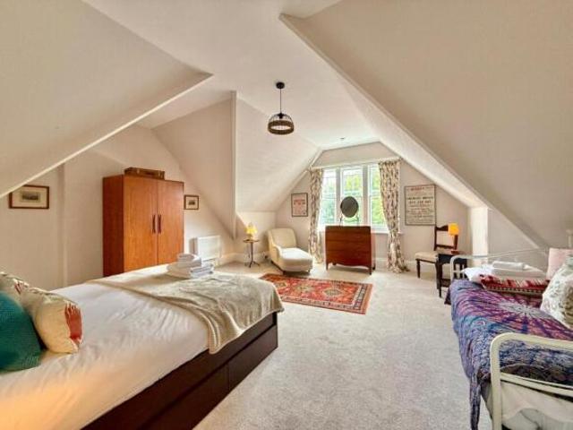 Apartment for sale in Eastbourne, East Sussex