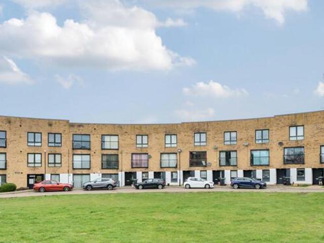 House for sale in Kings Farm, Hamerton