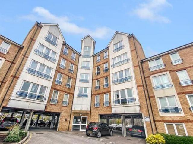House for sale in Gravesend, Gravesham