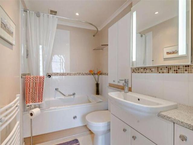 Apartment for sale in Bathwick, Dulcote