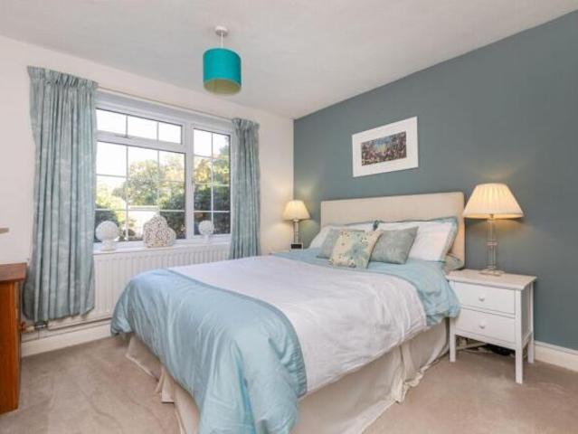 Apartment for sale in Hampshire