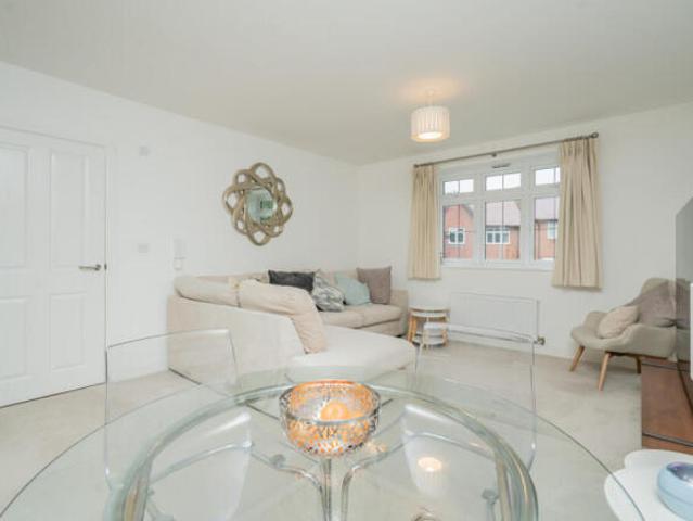 Apartment for sale in Monkston Park, Milton Keynes