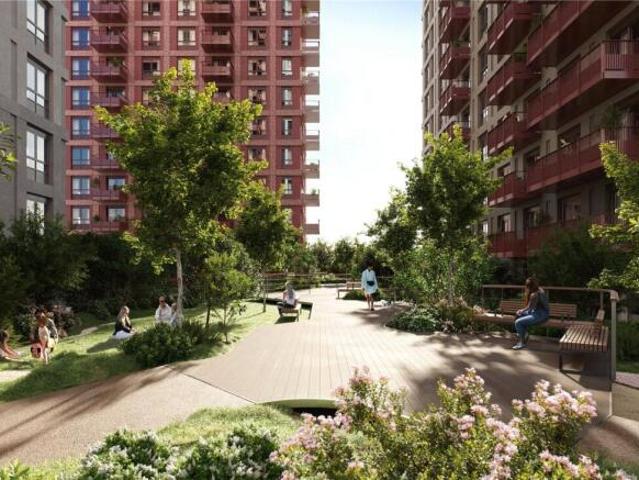 Apartment for sale in Peninsula Gardens, Greater London