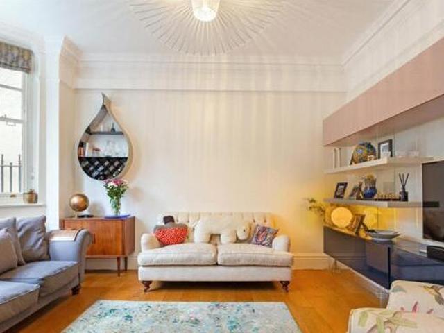House for sale in Lyons, Greater London